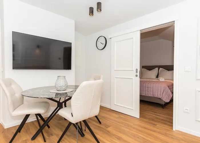 Palace Heritage 1 * מאקרסקה