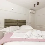 Apartament Palace Heritage 1 *