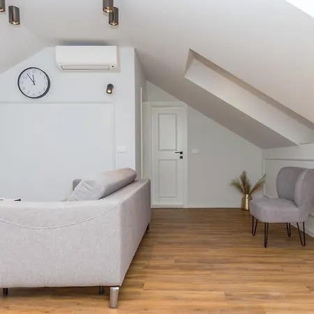 Palace Heritage 1 Апартаменти Макарська