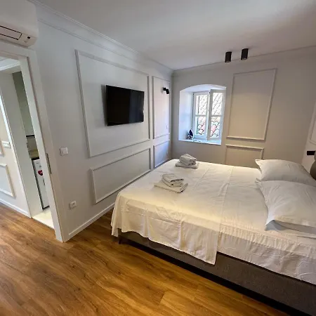 Apartment Palace Heritage 1 *