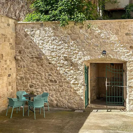 Apartment Palace Heritage 1 Makarska