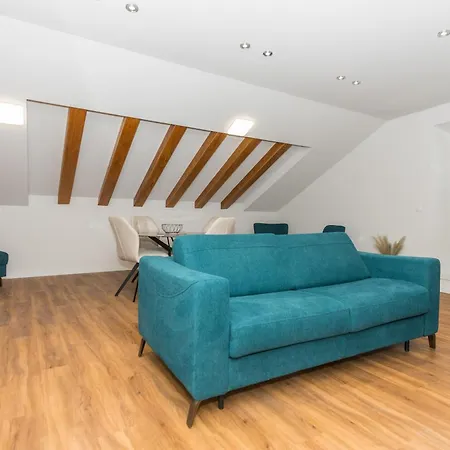 Palace Heritage 1 Апартаменти