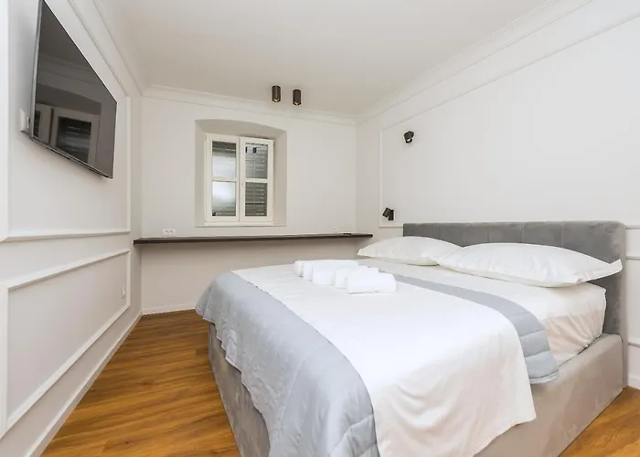 Apartament Palace Heritage 1 *