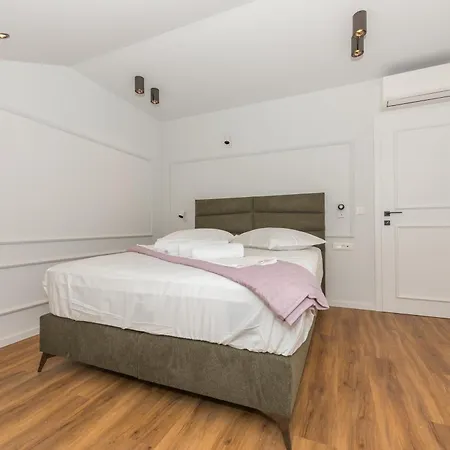 Διαμέρισμα Palace Heritage 1